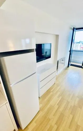 Apartmento com 1 dormitório